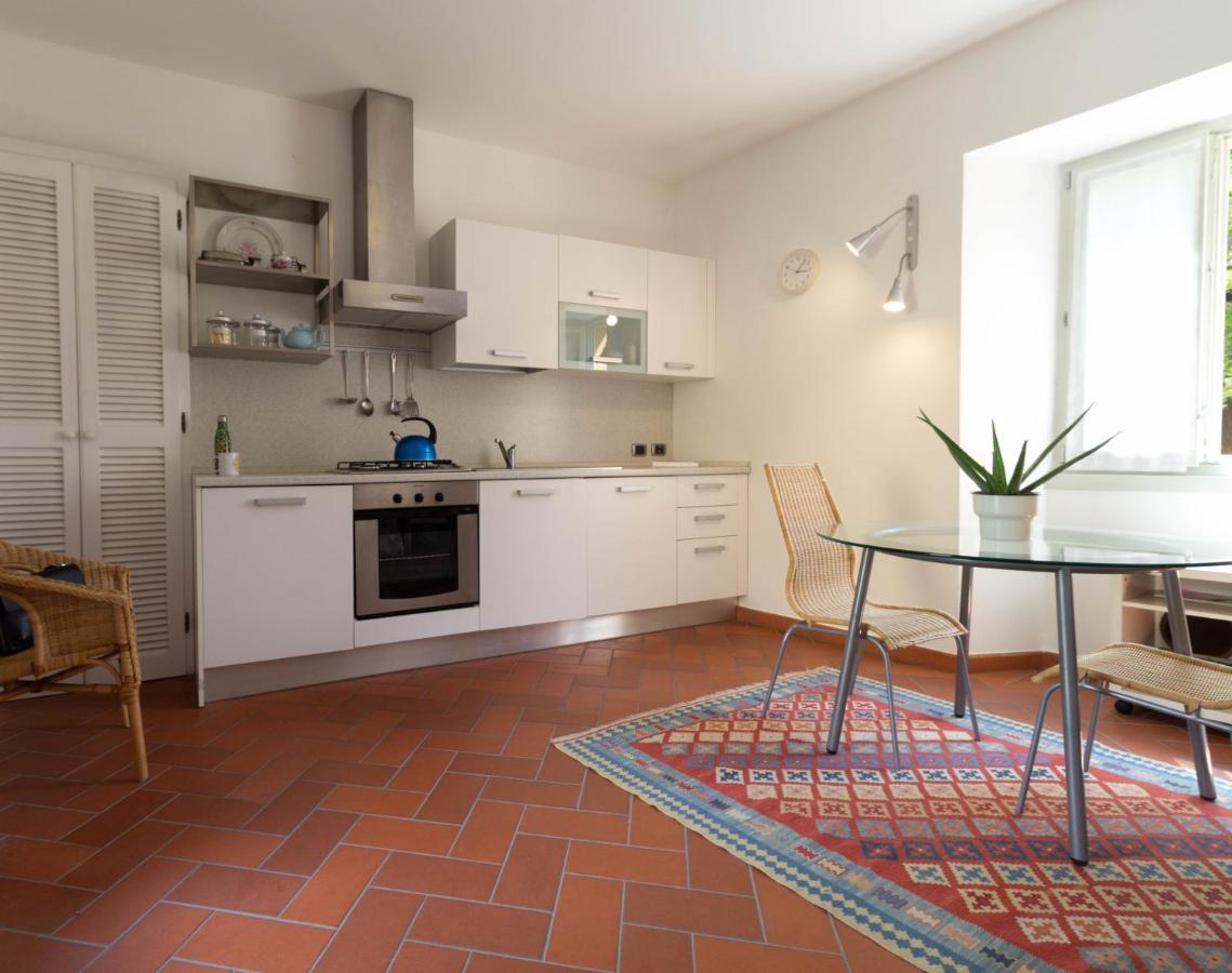 Mamma Ciccia Holiday Home - Conventino Mandello del Lario Luaran gambar
