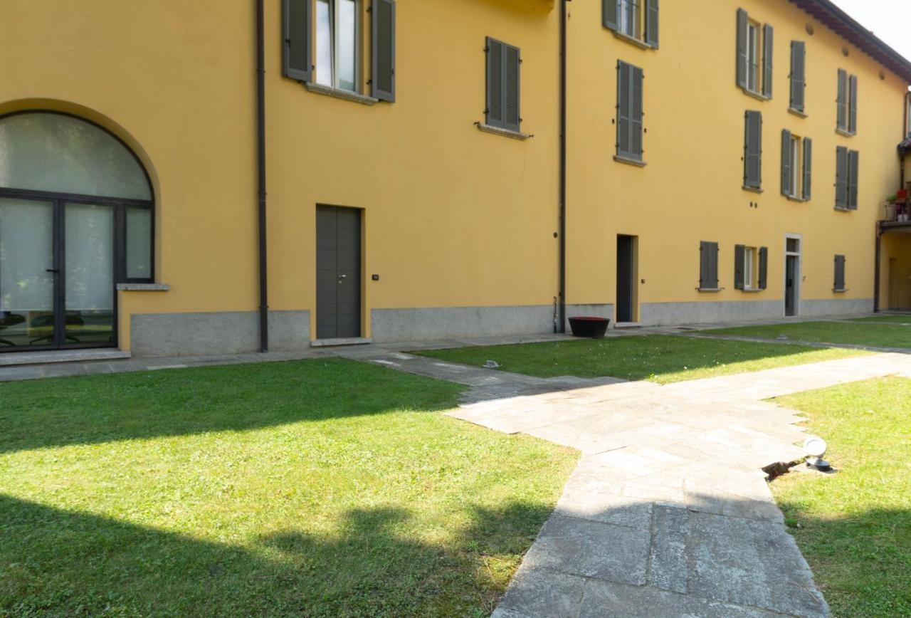 Mamma Ciccia Holiday Home - Conventino Mandello del Lario Luaran gambar